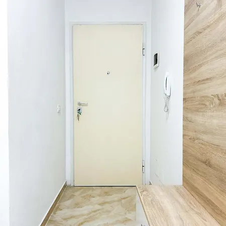 Albanian Dream House 716 Appartement *