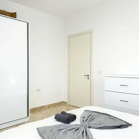 Albanian Dream House 716 Appartement *