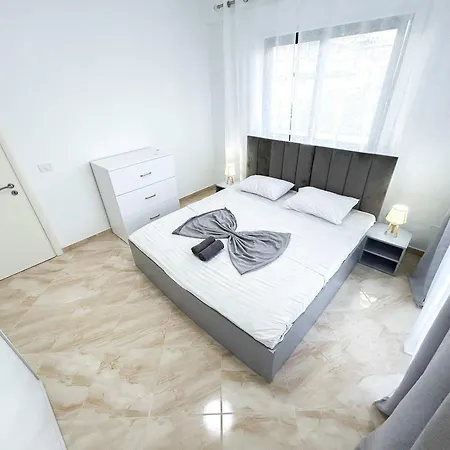 Albanian Dream House 716 Appartement Golem (Tirana)