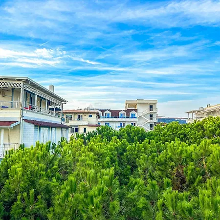 Albanian Dream House 716 Apartamento Golem (Tirana)